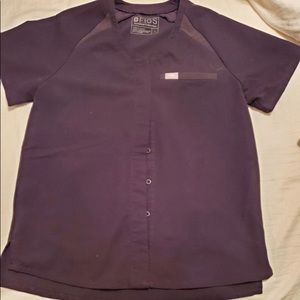 Figs scrub top❤️